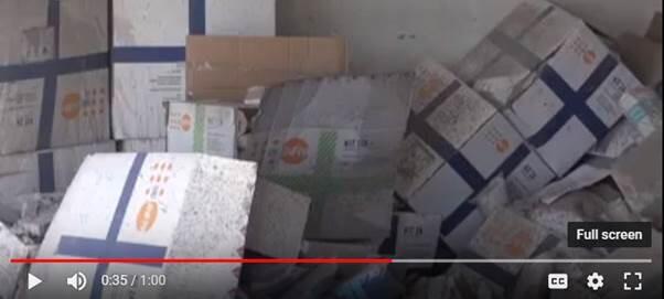 UNFPA’s medical material amidst the destruction. المستلزمات الطبية التي قدمها صندوق الأمم المتحدة للسكان وسط الدمار