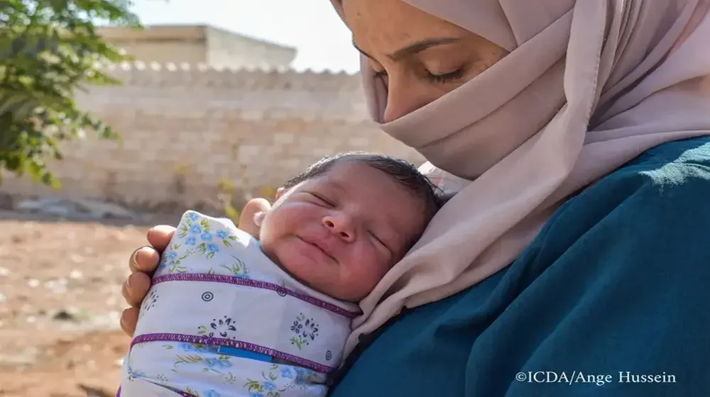 "من الحرب إلى الأمان: رحلة فاطمة من لبنان إلى دير حافر"